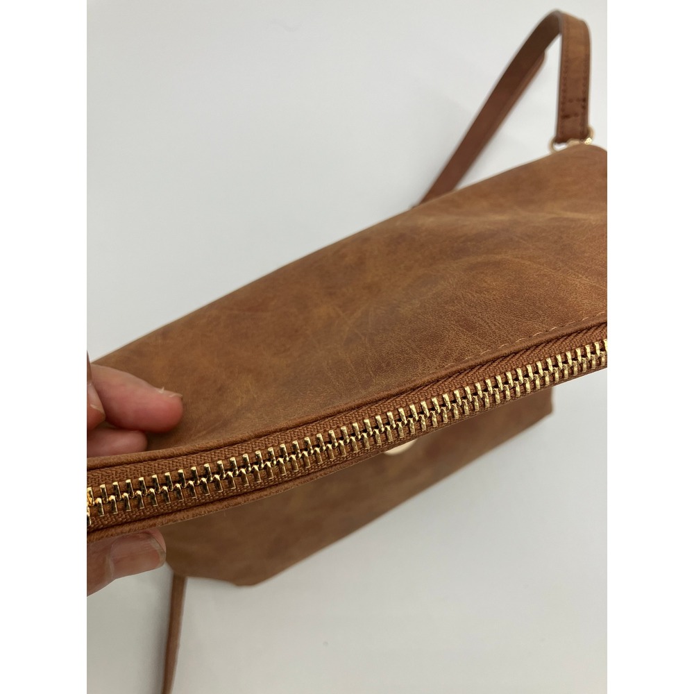 Unbranded Brown Faux Leather Crossbody Bag Fold Over Zipper Gold Tone Hardware - Picture 4 of 7